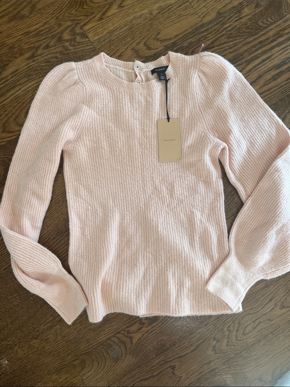 Halogen NWT  Light Pink Ribbed Knit Puff-Shoulder Sweater